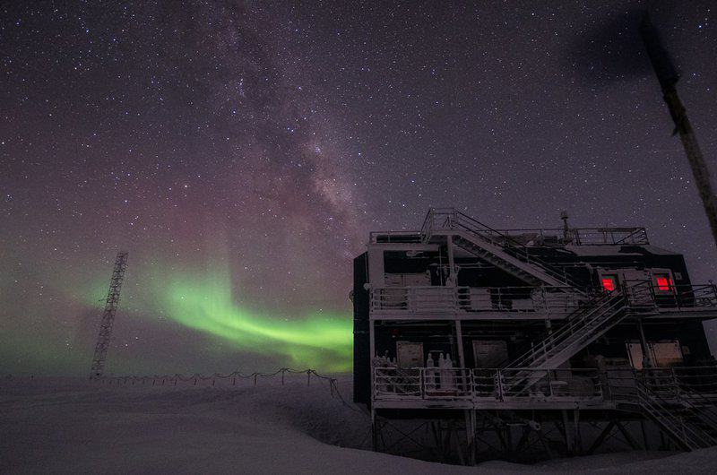 Aurora Alert: How 2025&#8217;s Peak Solar Activity Creates Once-in-a-Lifetime Light Shows