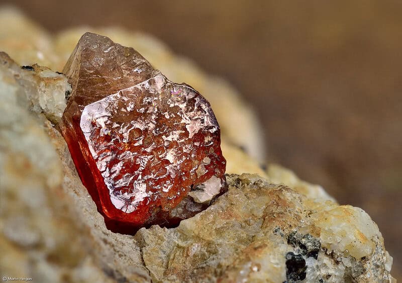 Geologists Find 4.4-Billion-Year-Old Zircon Crystals, Oldest Materials on Earth
