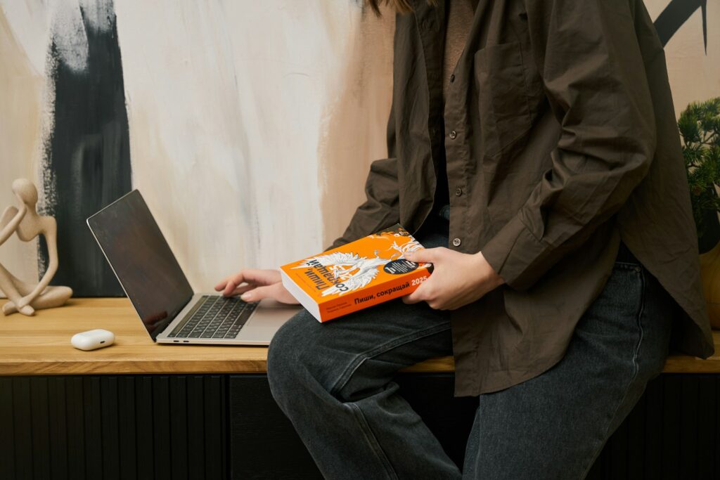 I&#8217;m 68 and Learning Technology Better Than My Grandkids—Here&#8217;s My System