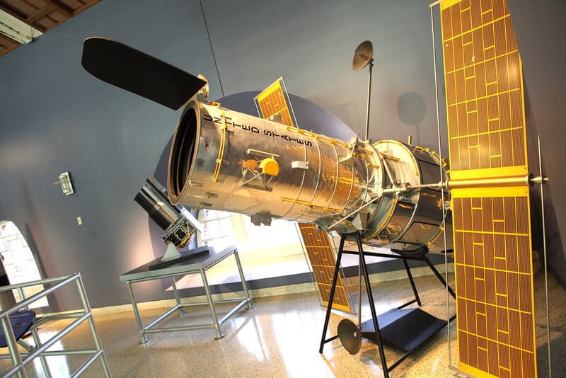 Astronomers Detect Fastest-Spinning Pulsar Ever Found at 716 Rotations Per Second