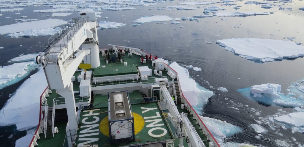 The Antarctic Ice Sheet&#8217;s Point of No Return &#8211; Scientists&#8217; 2300 Prediction