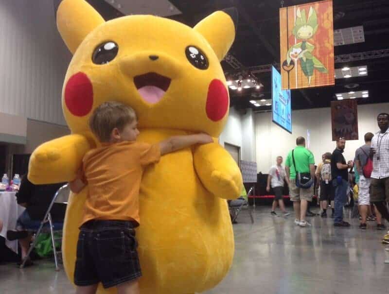 15 Real Cases of Mass Hysteria (Explained by Science)