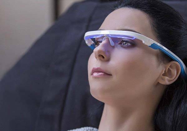 Morning Light Therapy: As Effective as Antidepressants for Beating Winter Depression