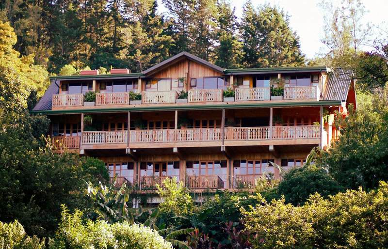 Carbon-Neutral Adventures: How Costa Rica&#8217;s Eco-Lodges Are Redefining Responsible Travel