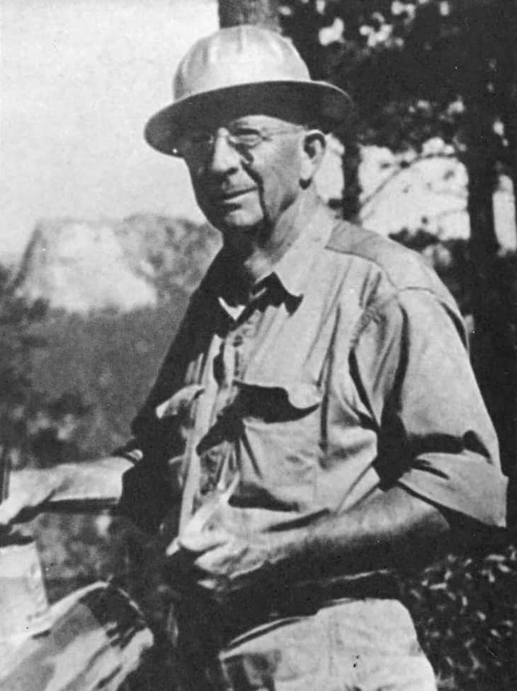 Controversial Scientists and the Theories That Divided the World