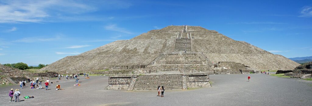 15 Ancient Ruins That Seem to Defy Science