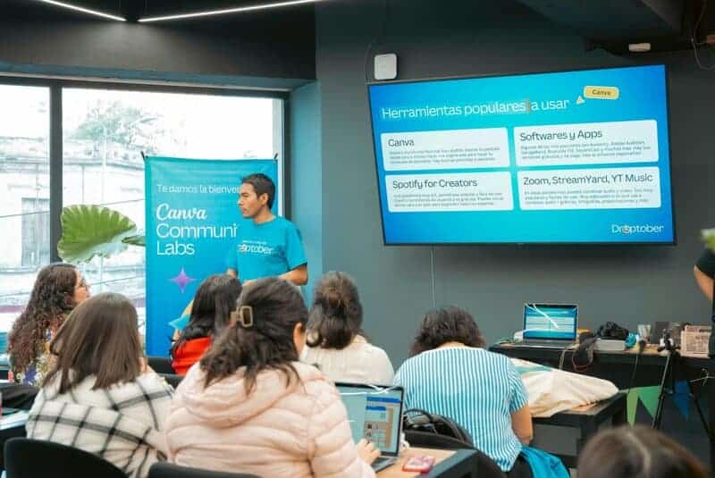 I&#8217;m 68 and Learning Technology Better Than My Grandkids—Here&#8217;s My System