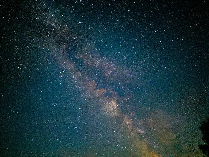 Why Time Travel Might Already Be Happening (And You&#8217;re Living in the Past)