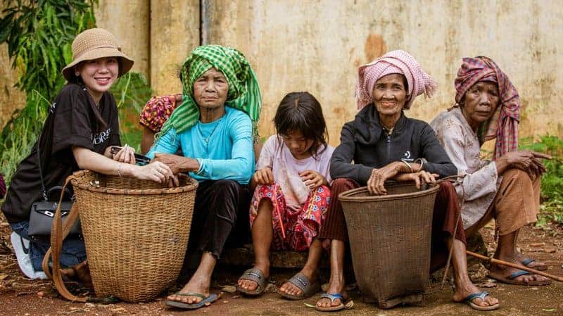 Should We Bring Back Extinct Species? What Science and Ethics Say