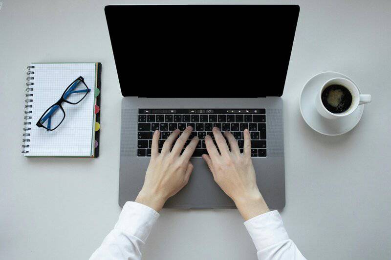 15 Science-Driven Mindfulness Practices to Enhance Cognitive Health Beyond 40