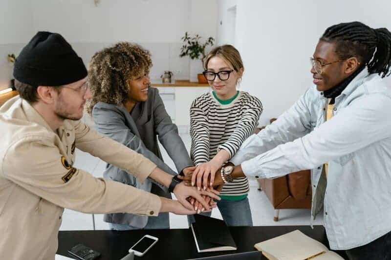 I&#8217;m 68 and Learning Technology Better Than My Grandkids—Here&#8217;s My System