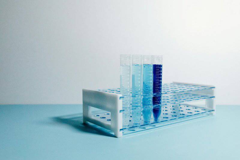 15 New Ways Scientists Are Reversing Aging in the Lab