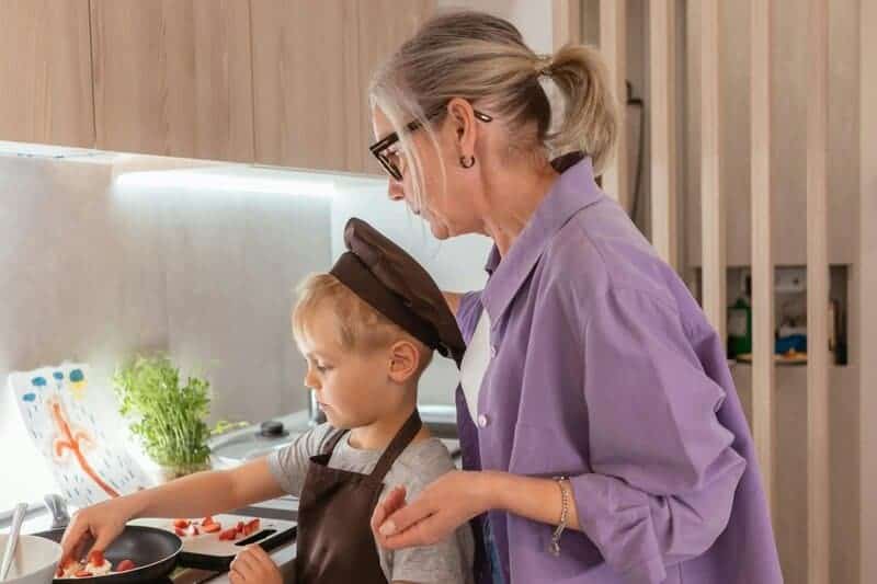 I&#8217;m 68 and Learning Technology Better Than My Grandkids—Here&#8217;s My System