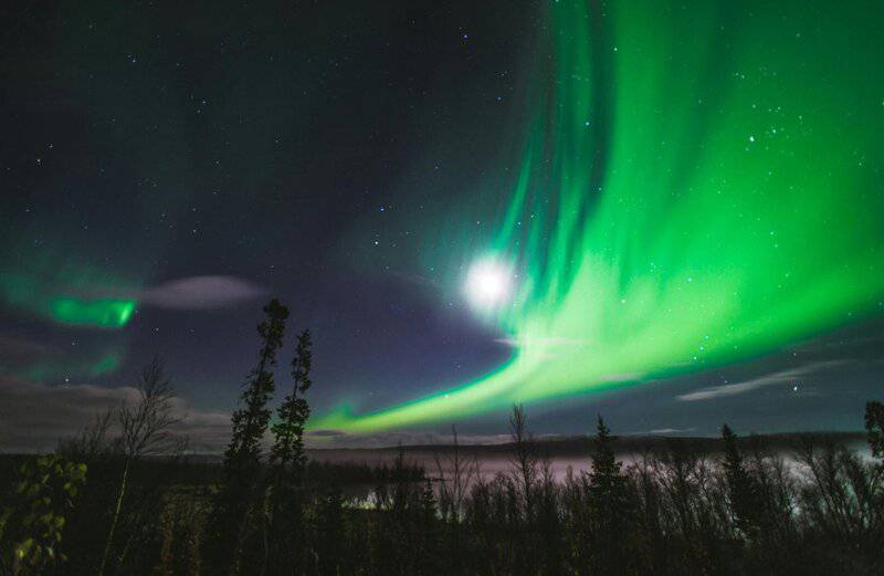 Aurora Alert: How 2025&#8217;s Peak Solar Activity Creates Once-in-a-Lifetime Light Shows