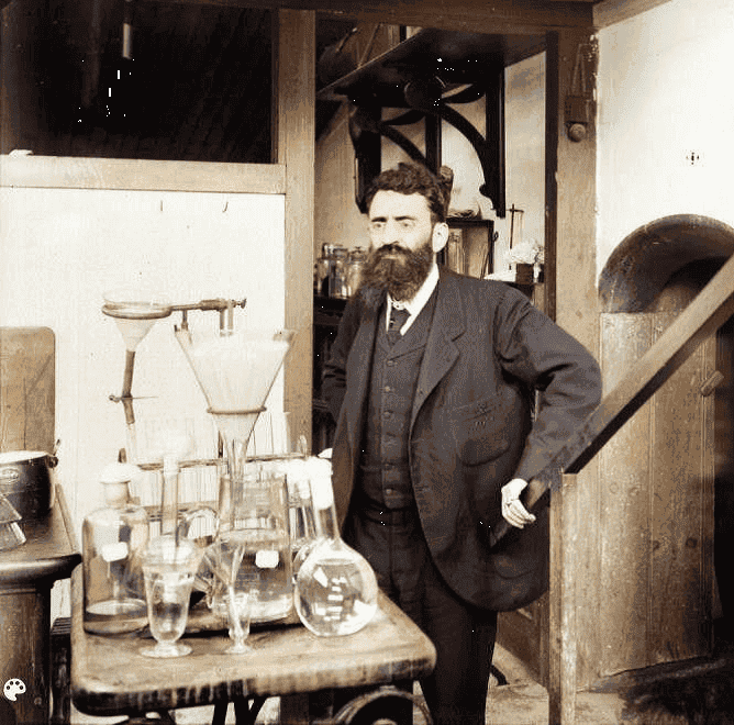 15 Times Scientists Made “Proto-Life” in a Lab