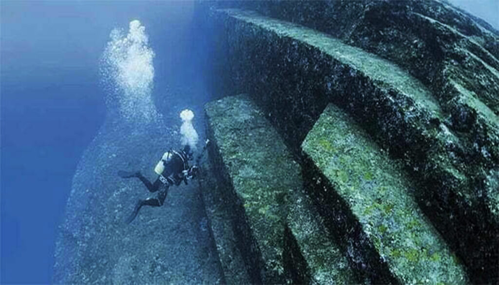 Japan&#8217;s Underwater Mystery: Is the 10,000-Year-Old Yonaguni Monument Nature or Ancient Architecture?