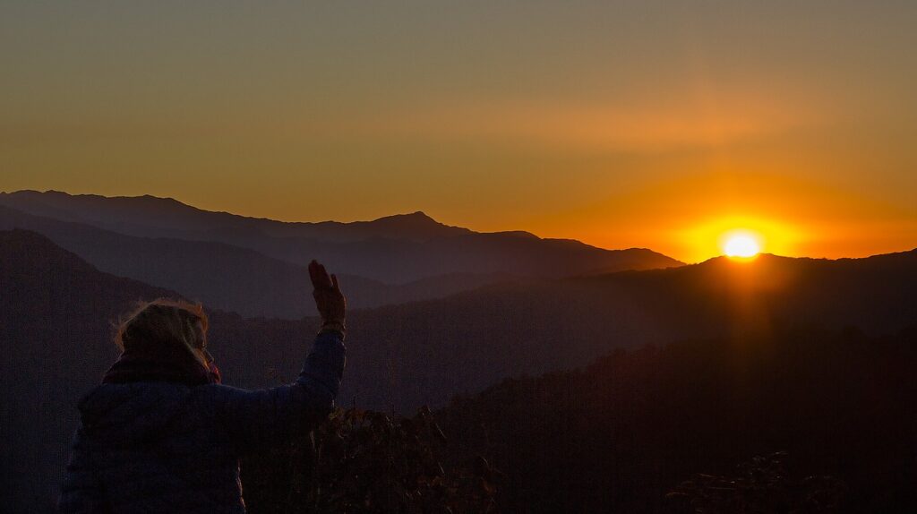 Morning Light Therapy: As Effective as Antidepressants for Beating Winter Depression