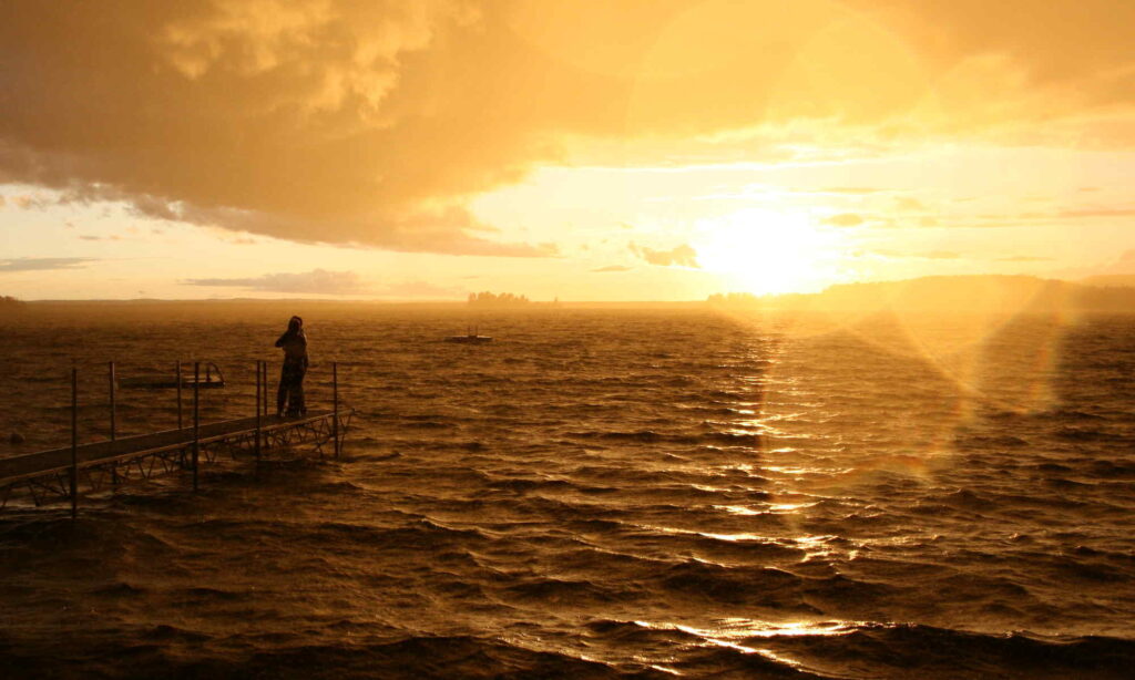 Morning Light Therapy: As Effective as Antidepressants for Beating Winter Depression