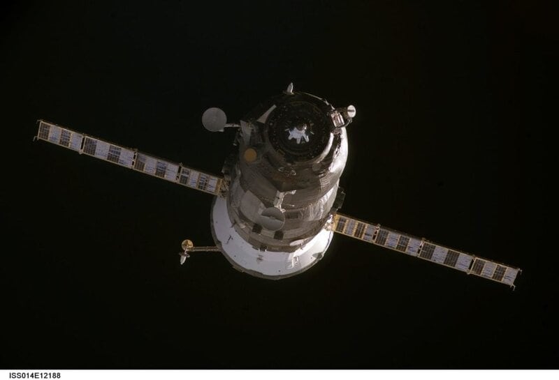 NASA Probe Becomes Fastest Human-Made Object Ever, Reaching 430,000 MPH Near Sun