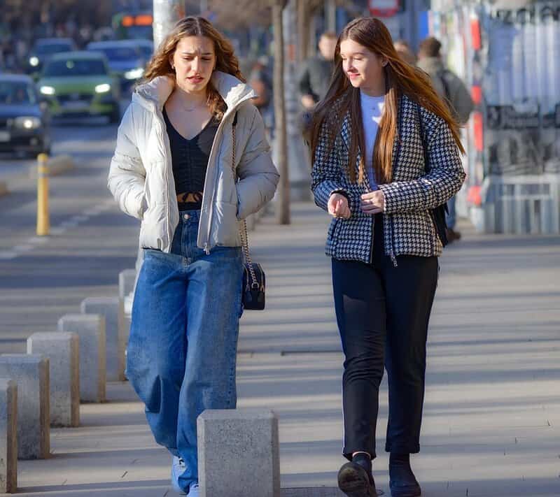 15 Science-Backed Tricks to Spot a Liar Instantly