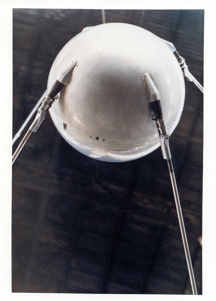 Cold War Space Race: Fear, Not Curiosity, Drove 1957–1969