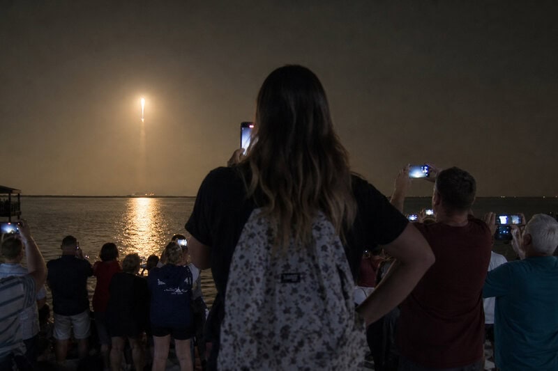 Why SpaceX Night Rocket Launches Glow: The Upper-Atmosphere Science