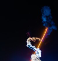 Why SpaceX Night Rocket Launches Glow: The Upper-Atmosphere Science