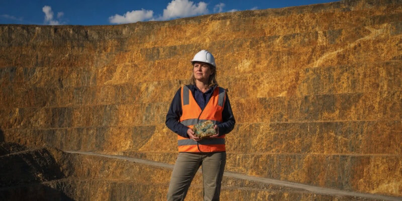 How Ancient Subduction Zones Seeded Today’s Copper and Gold Deposits
