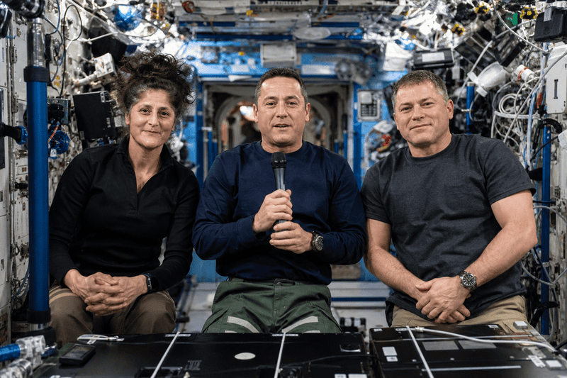 NASA Astronauts Answer Student Questions: What They Really Ask