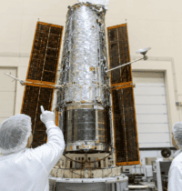 Swift Space Telescope Reentry: NASA’s Rescue Race