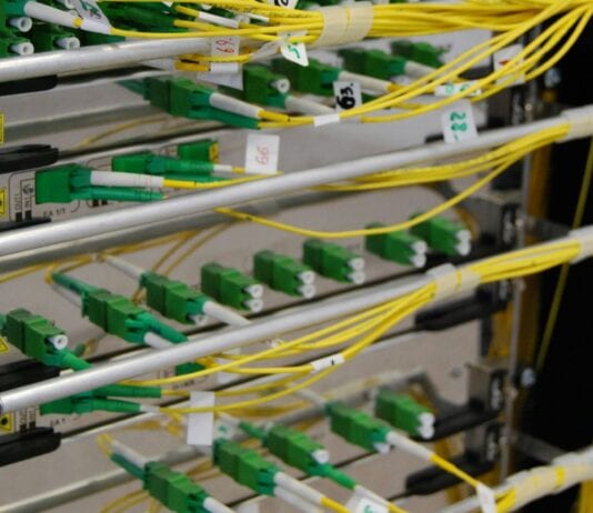Quantum Networking Explained: Why Hacking It Breaks Physics