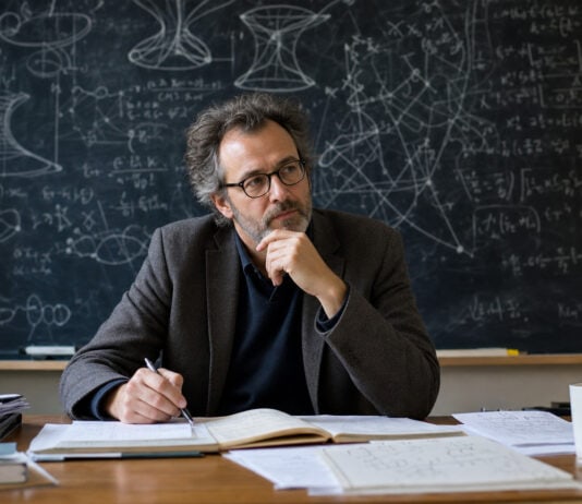 Quantum Gravity Research: How Local Operators Fix Its Free Parameters