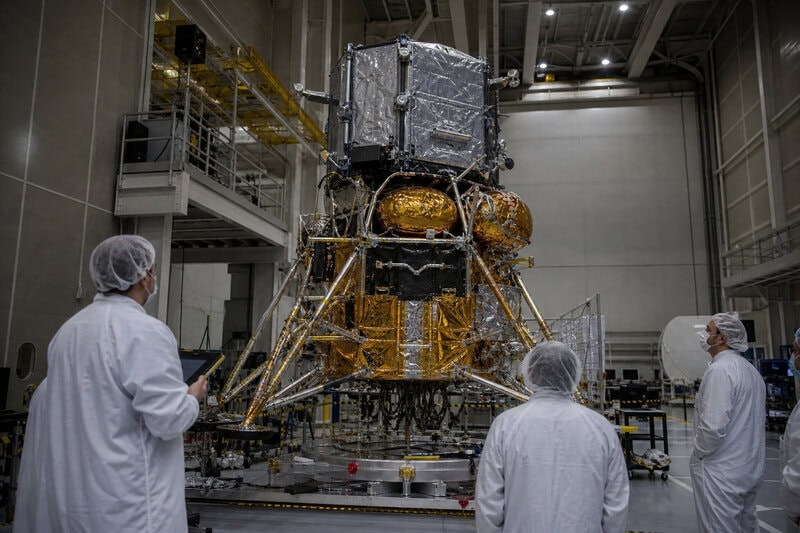 Artemis III Crew Named: 4 Astronauts, No Moon Landing