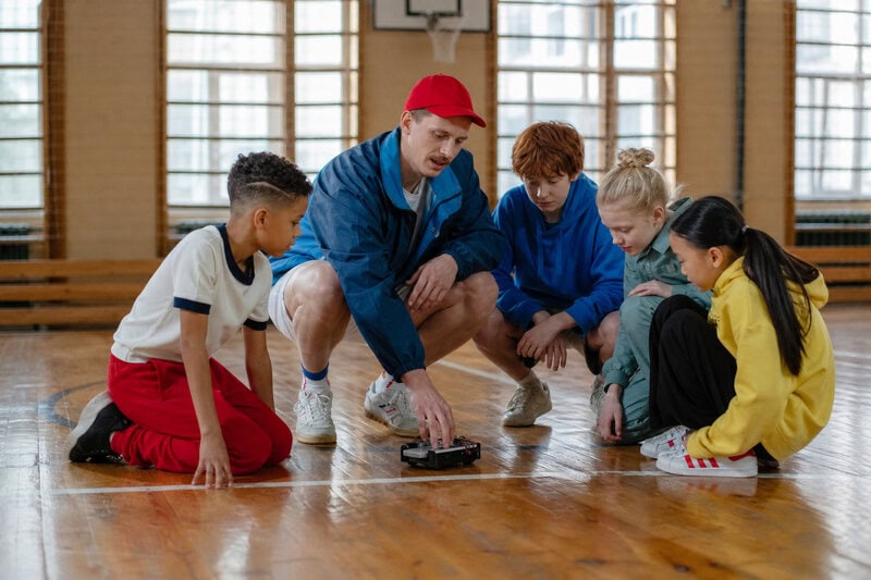 8 Ways Phoenix Schools Use Basketball Physics to Boost STEM Scores