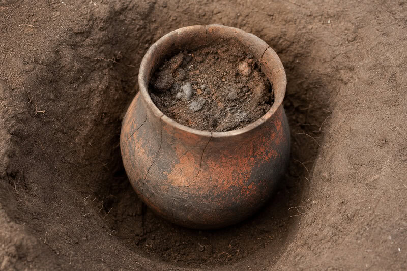 Angola’s Oldest Burials and Its Only Known Ancient Cremation Race a Rising Dam