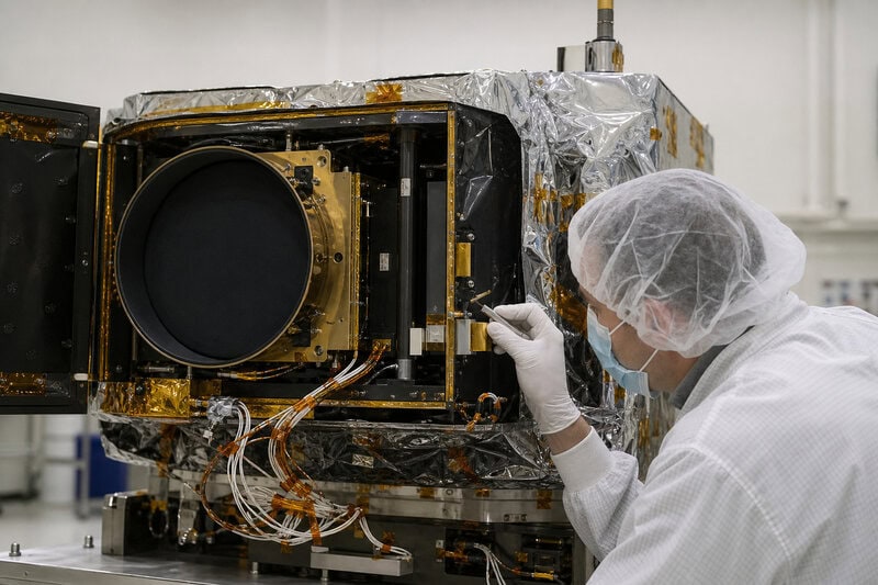 NASA Climate Instrument Records First Data While Fixing a Flaw in the Record
