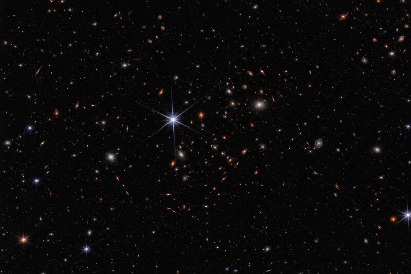 James Webb’s ‘Little Red Dots’ Vanish After 2 Billion Years &mdash; No One Knows Why