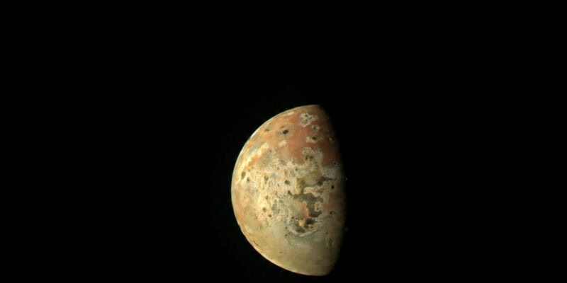 Juno Probe Found Io’s Interior Is a Planet-Wide Magma Mush Zone