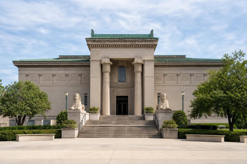 Egyptian Revival Architecture Hid in Plain Sight Across Chicago