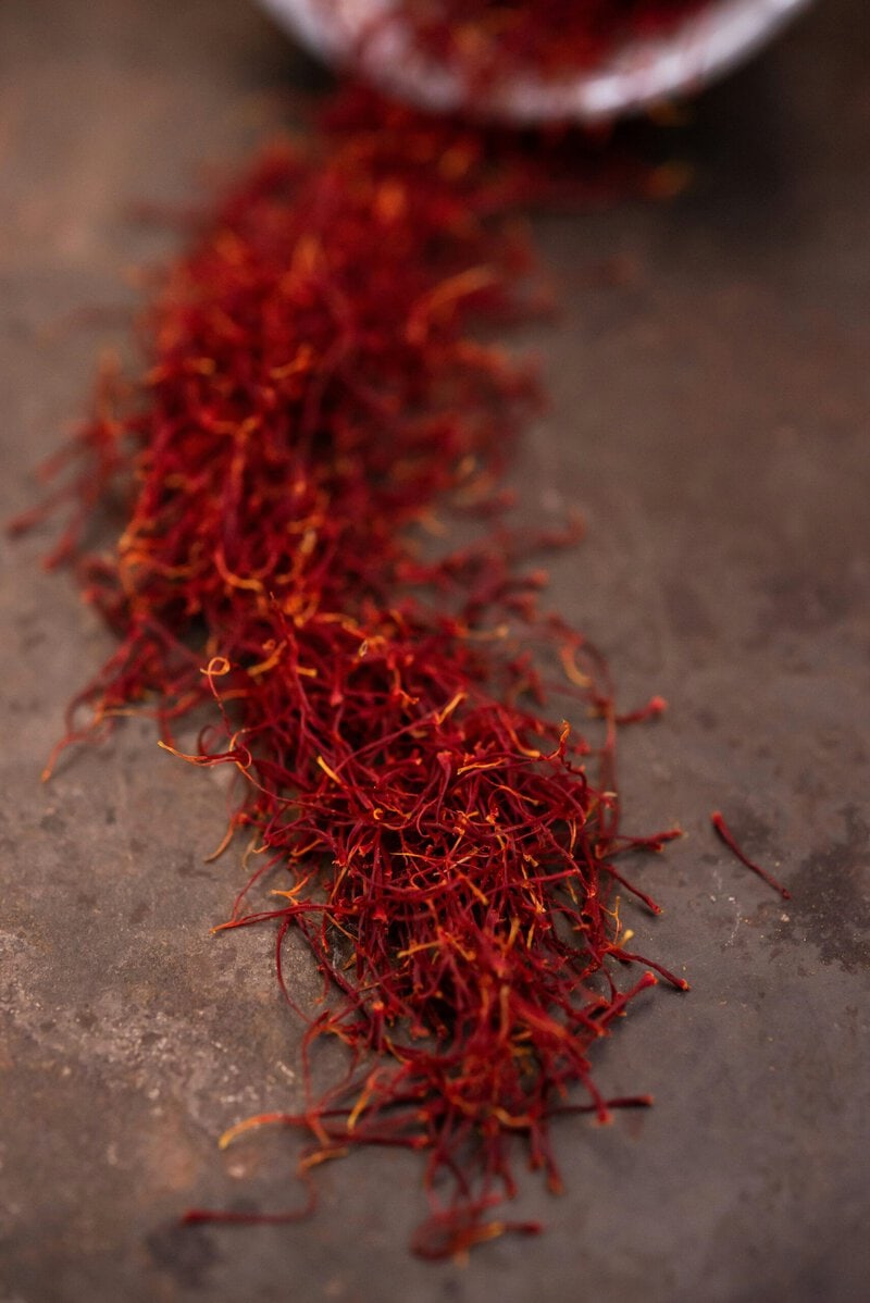 Why Cheap Saffron Chemically Ruins Paella — and What Authentic Does
