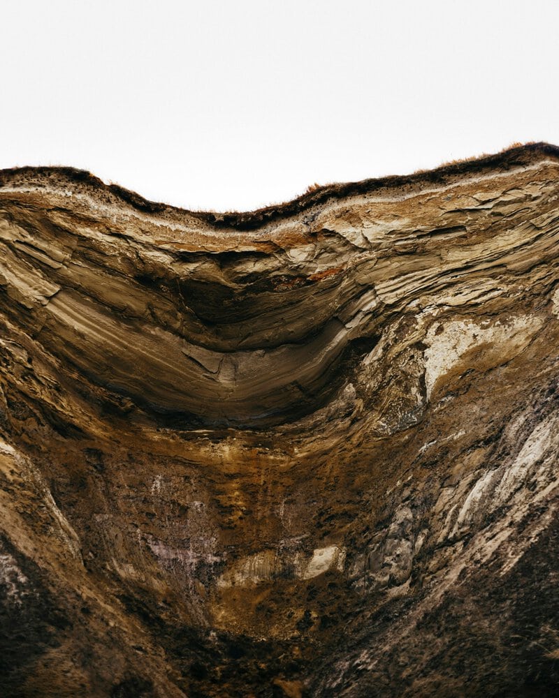 Cloggs Cave Ash Shows 25,000 Years of Ritual Grass Burning for Magic