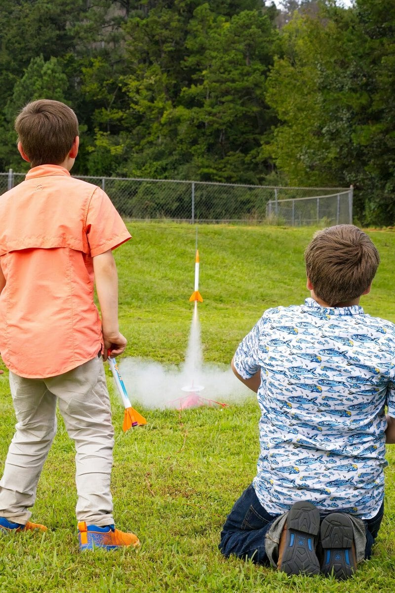 NASA Astronaut Brought Rocket Launches to SLO Kids &mdash; Here’s Why It Works