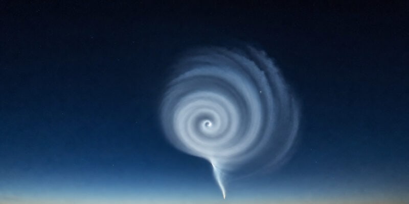 SpaceX Dawn Launch Creates Neon Sky Spiral — Here’s the Physics