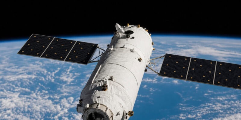 China’s Qingzhou Cargo Spacecraft: Smaller, Cheaper, Built for Tiangong