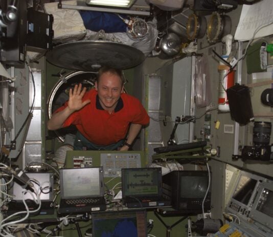 Mike Fincke’s Unexplained Speech Loss Triggered the ISS’s First-Ever Evacuation