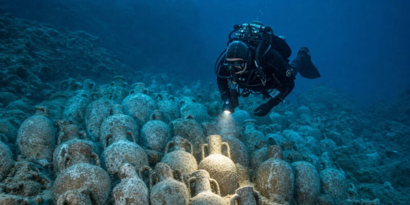Ancient Shipwreck With 650 Amphorae Found Intact Off Andros After 2,400 Years