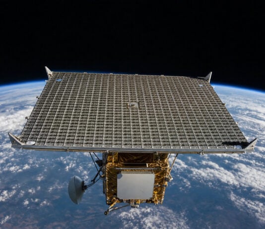 AST SpaceMobile’s BlueBird Called a 4G Phone From Orbit—Here’s How