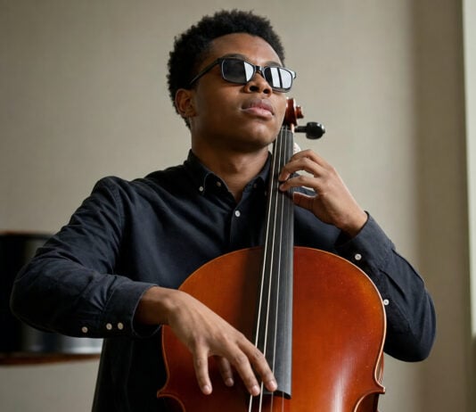 Blind Musicians Learn Strings by Touch — Science Is Now Designing for That