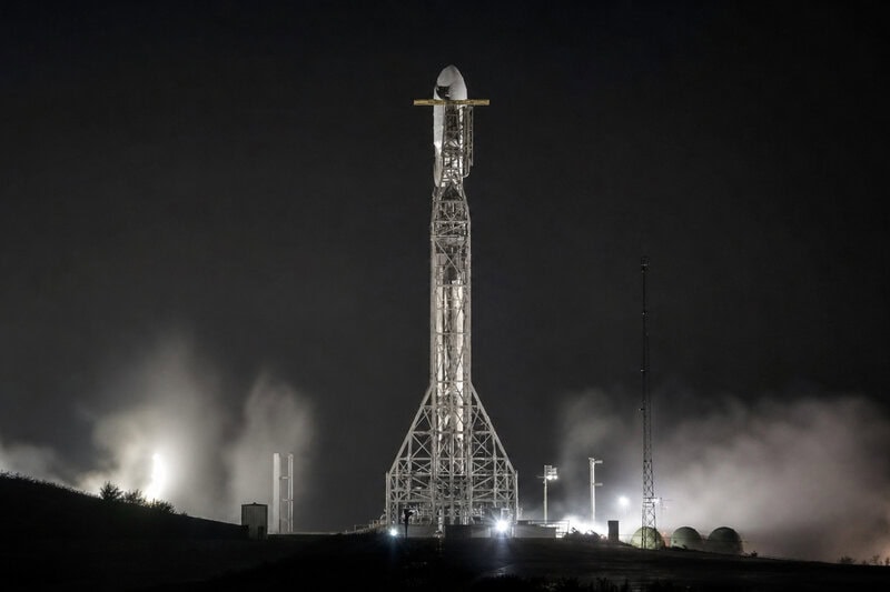 Starlink Passes 7,000 Satellites &mdash; and What That’s Doing to the Night Sky