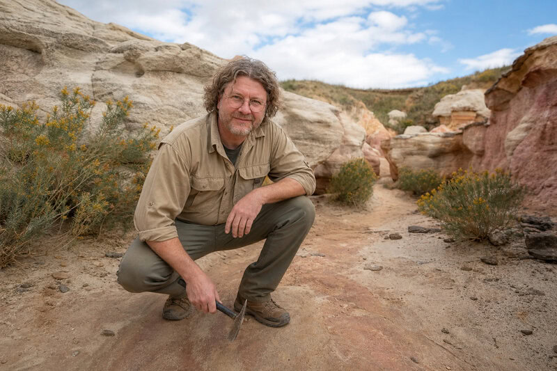 150-Million-Year-Old Sauropod Footprints Show a Limping Giant That Looped Back